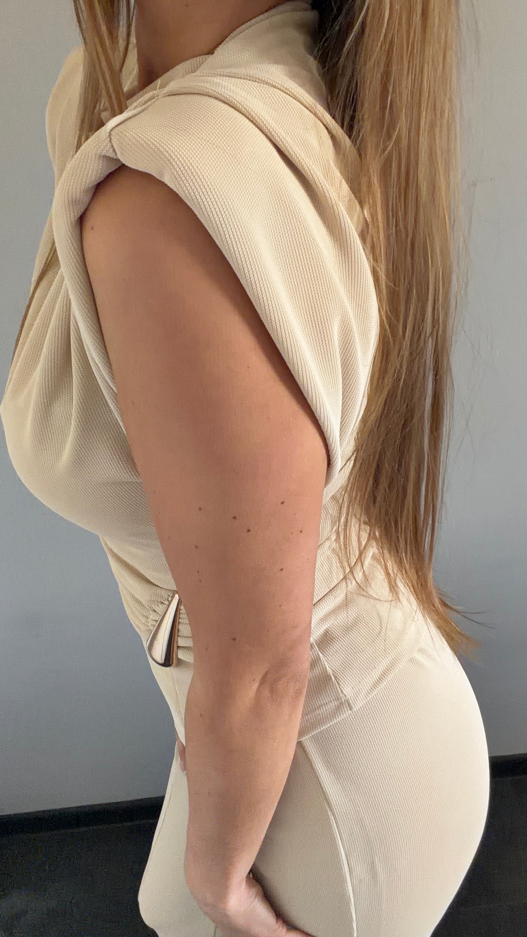 LETNI ALA'GARNITUR BEŻ